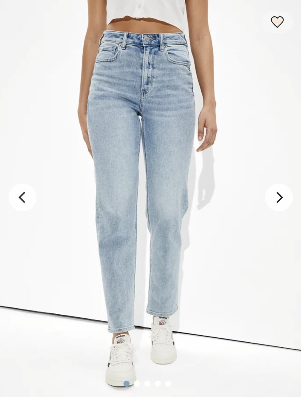American Eagle Stretch Mom Straight Jeans. Size 4.